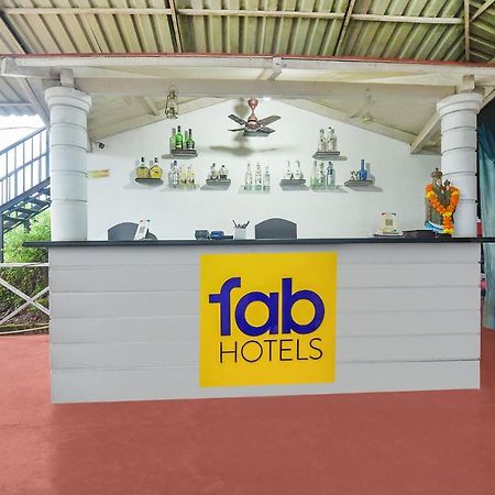 Hotel Fabexpress Vincy Palace, Mandrem Beach Esterno foto